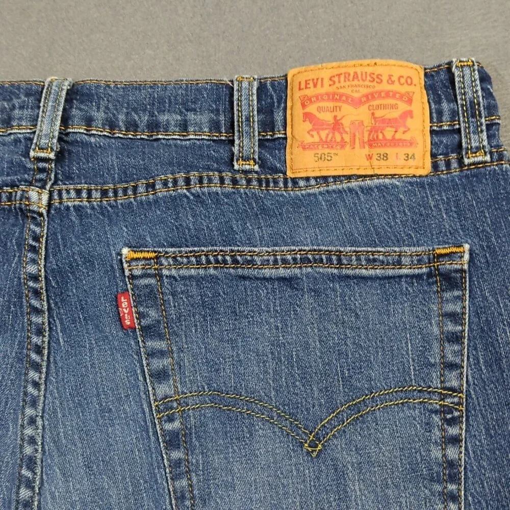 Levi's Jeans Men's 38x34 Fits 37x31 Blue 505 Regular Fit Straight Leg Denim